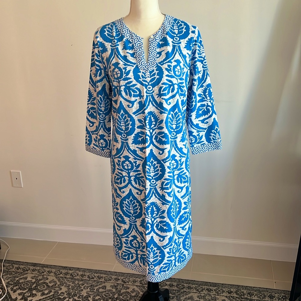 Lycra J. McLaughlin ¾ sleeve tunic dress (L), in blue, silver and pomegranate: